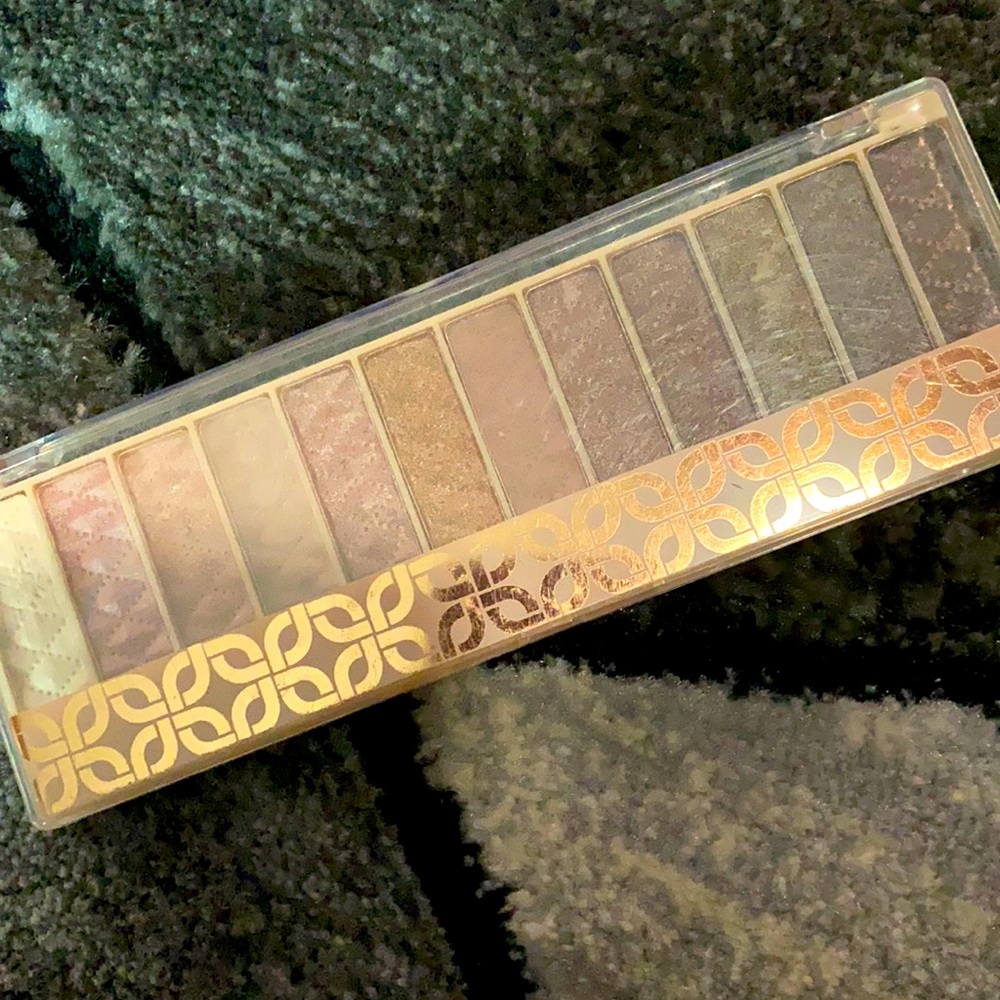 Eyeshadow Palette